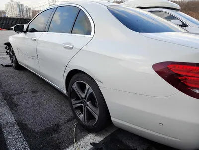 2019 Mercedes-Benz E 300 WDDZF4JB7KA604662 VIN:WDDZF4JB7KA604662