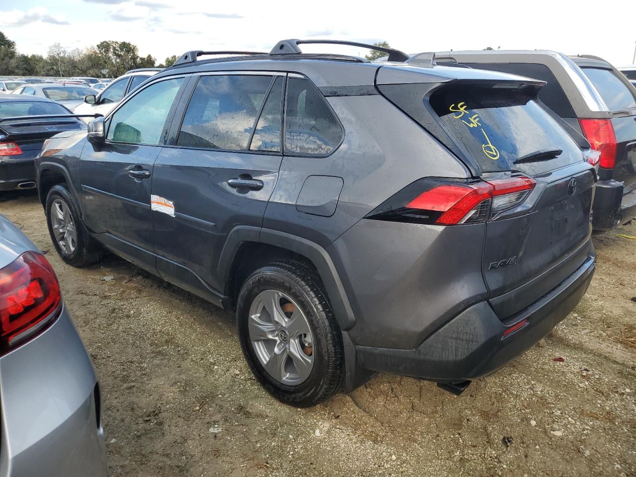 2024 TOYOTA RAV4 XLE VIN:2T3P1RFVXRC472705