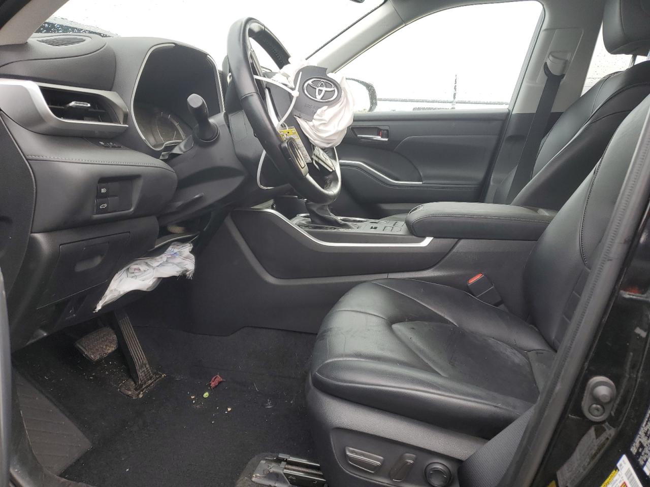 2022 TOYOTA HIGHLANDER XLE VIN:5TDGZRBH0NS163652