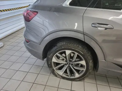 2020 Audi e-tron WAUZZZGE8LB030520 VIN:WAUZZZGE8LB030520