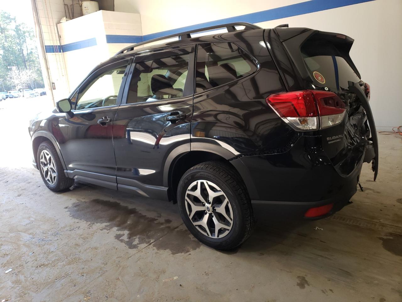 2022 SUBARU FORESTER PREMIUM VIN:JF2SKAEC4NH439790
