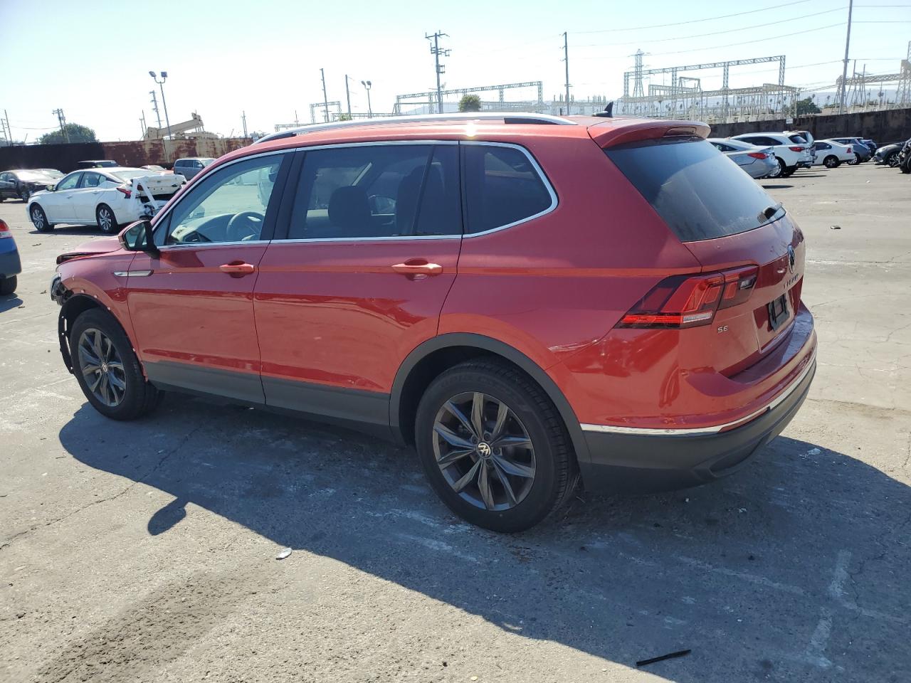 2023 VOLKSWAGEN TIGUAN SE VIN:3VV3B7AX6PM055198