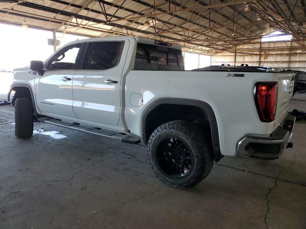 2022 GMC SIERRA K1500 SLT VIN:3GTUUDET1NG548253