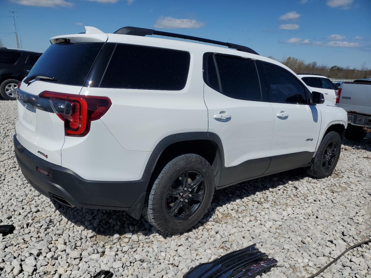 2022 GMC ACADIA AT4 VIN:1GKKNLLSXNZ104933