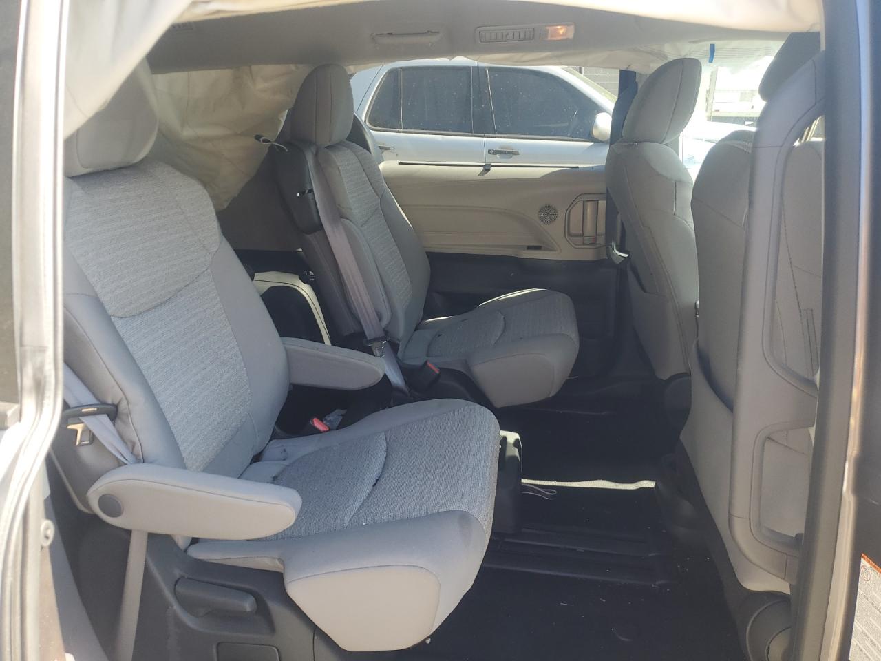 2023 TOYOTA SIENNA LE VIN:5TDKRKEC8PS154377