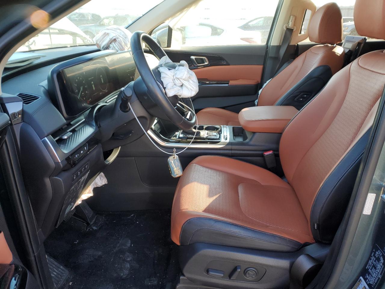 2024 KIA CARNIVAL SX VIN:KNDNE5H36R6404143