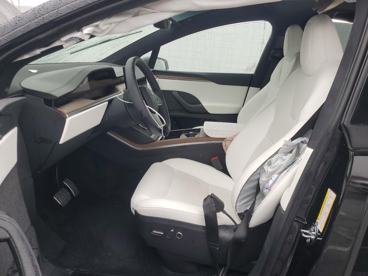 2024 TESLA MODEL X  VIN:7SAXCBE52RF442589