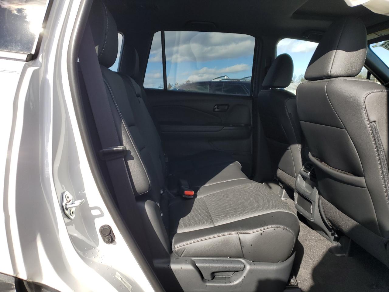 2023 HONDA PASSPORT EXL VIN:5FNYF8H50PB016520