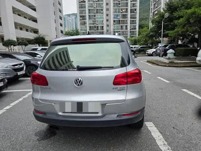 2015 Volkswagen Tiguan VIN: