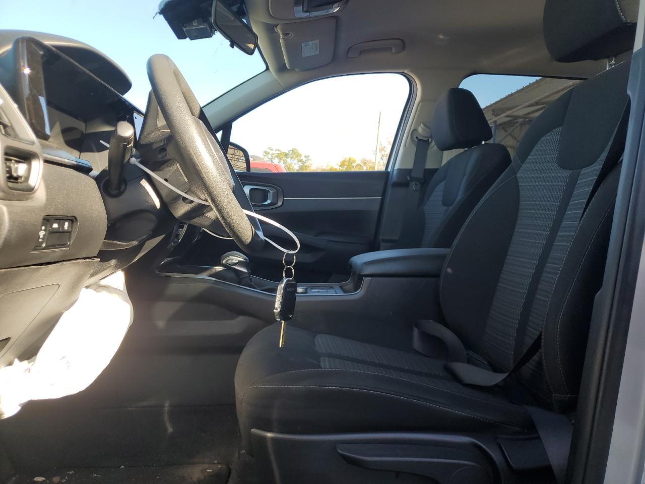 2022 KIA SORENTO LX VIN:5XYRG4LC7NG099563