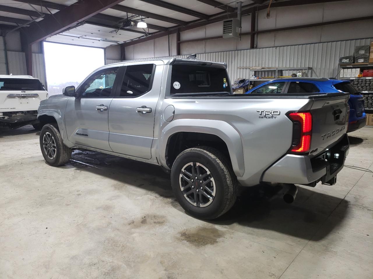 2024 TOYOTA TACOMA DOUBLE CAB VIN:3TMLB5JN4RM041692