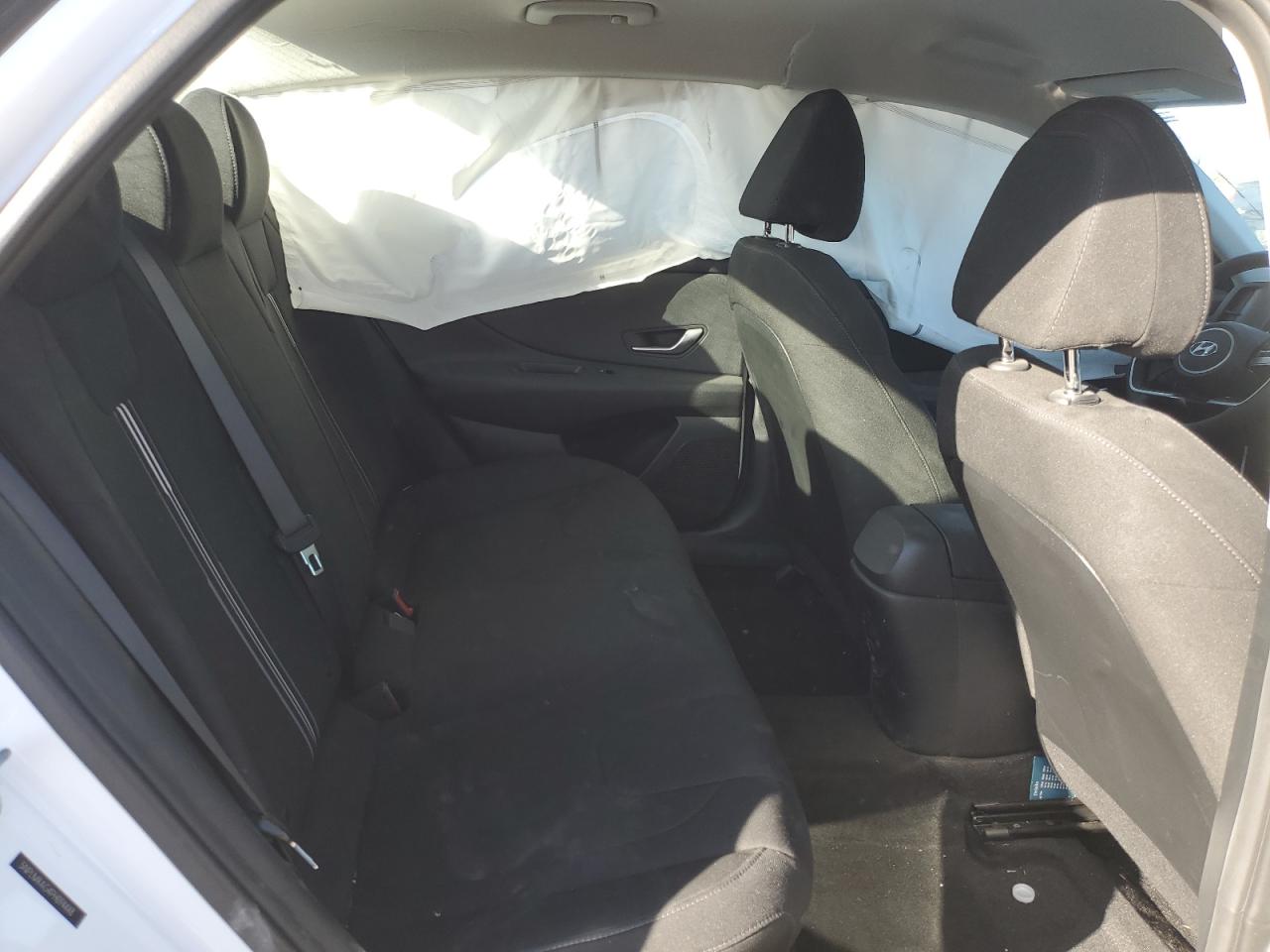 2023 HYUNDAI ELANTRA SEL VIN:5NPLM4AG4PH094448