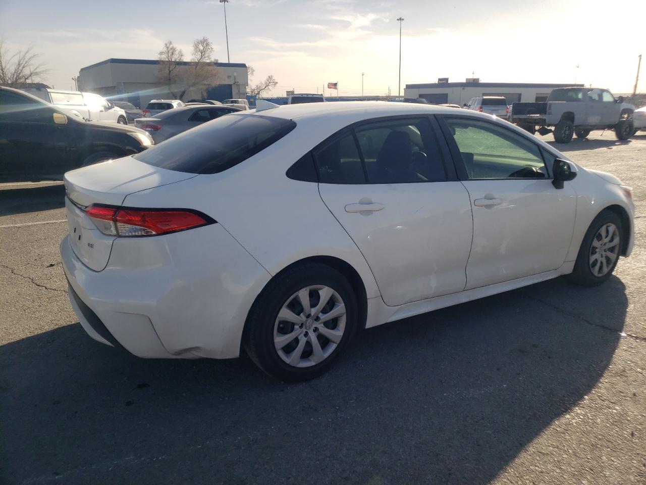 2022 TOYOTA COROLLA LE VIN:JTDEPMAE6N3002361