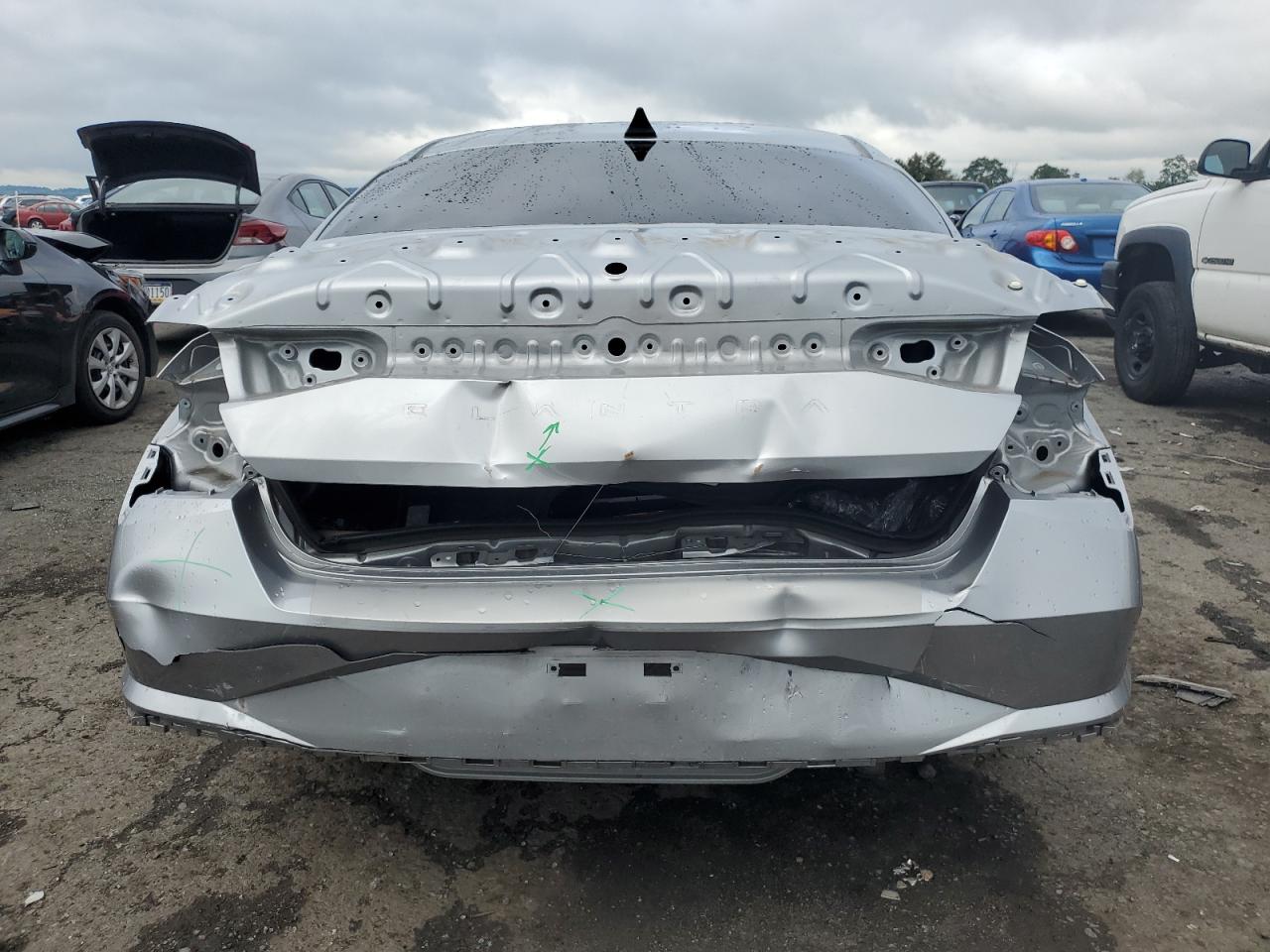 2022 HYUNDAI ELANTRA SEL VIN:5NPLM4AG5NH070110