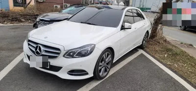 2015 Mercedes-Benz E 300 VIN: