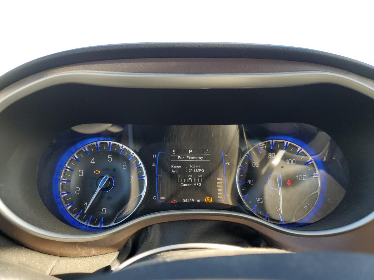 2022 CHRYSLER VOYAGER LX VIN:2C4RC1CG1NR219060