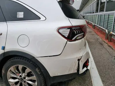 2018 Kia Sorento KNAPG81BDJA469823 VIN:KNAPG81BDJA469823