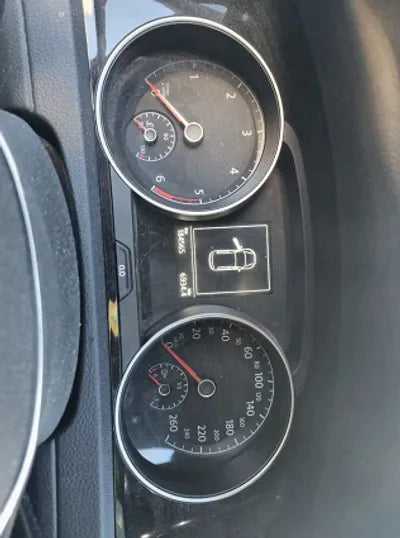 2016 Volkswagen Golf WVWZZZAUZGW045638 VIN:WVWZZZAUZGW045638