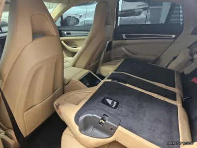 2023 Porsche Panamera VIN: