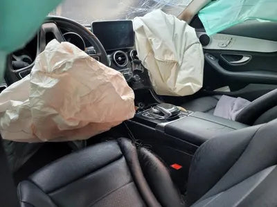 2015 Mercedes-Benz C 220 VIN: