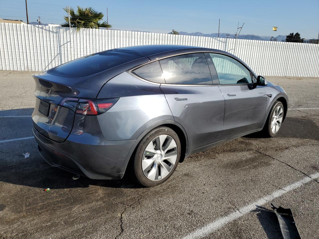 2022 TESLA MODEL Y  VIN:7SAYGDEE3NF463188