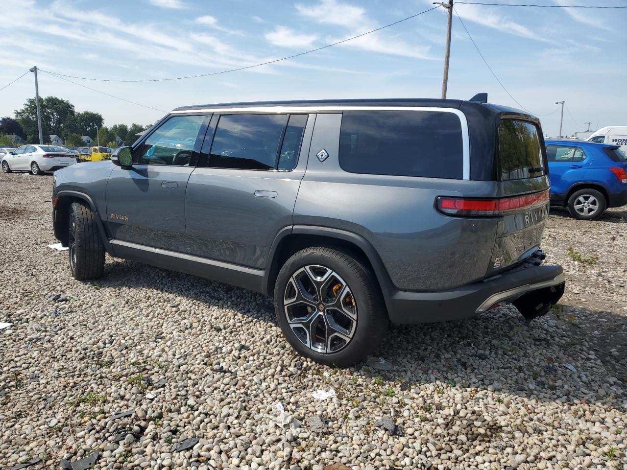 2023 RIVIAN R1S ADVENTURE VIN:7PDSGABAXPN010623