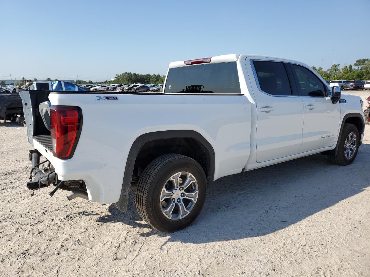 2023 GMC SIERRA K1500 SLE VIN:3GTUUBED3PG315197