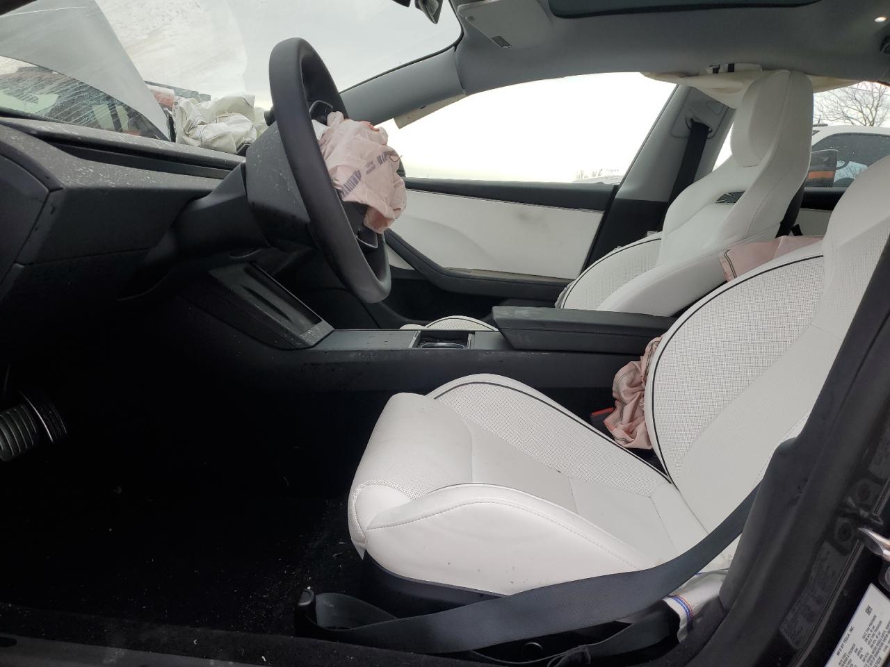 2024 TESLA MODEL 3  VIN:5YJ3E1ET8RF847628