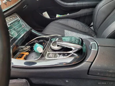 2019 Mercedes-Benz E 300 VIN: