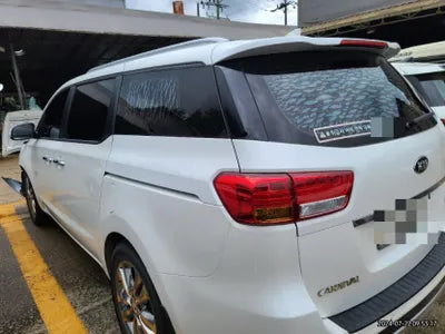 2016 Kia Carnival VIN: