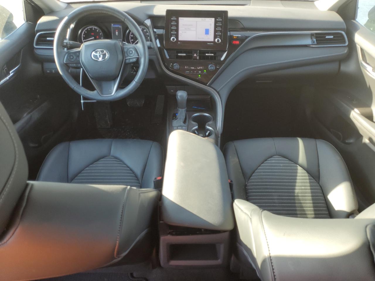 2022 TOYOTA CAMRY SE VIN:4T1G11AK0NU650086