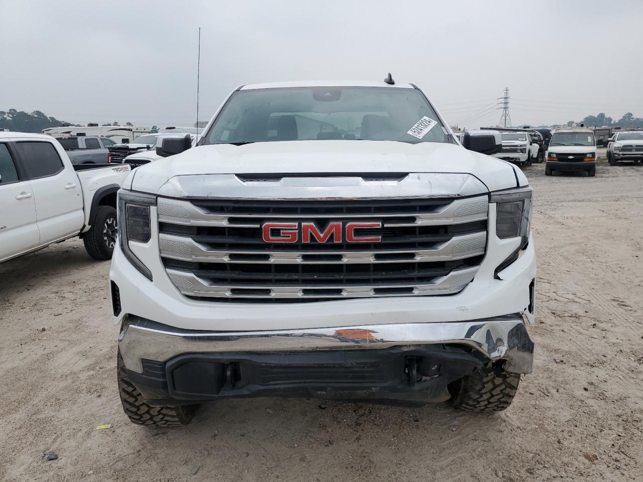 2022 GMC SIERRA K1500 SLE VIN:3GTUUBED3NG616503