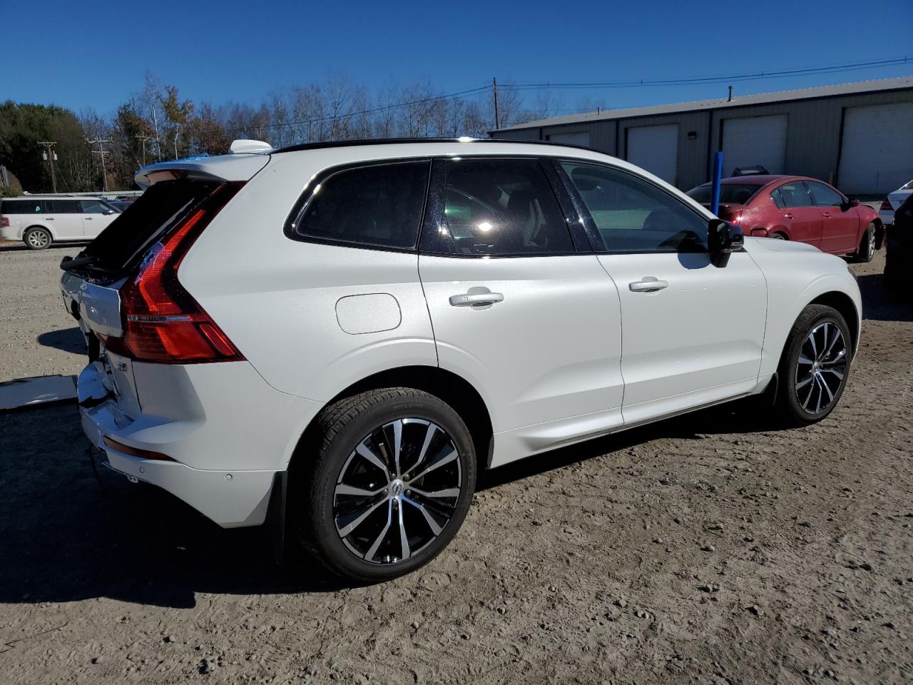 2024 VOLVO XC60 PLUS VIN:YV4L12RL1R1842594