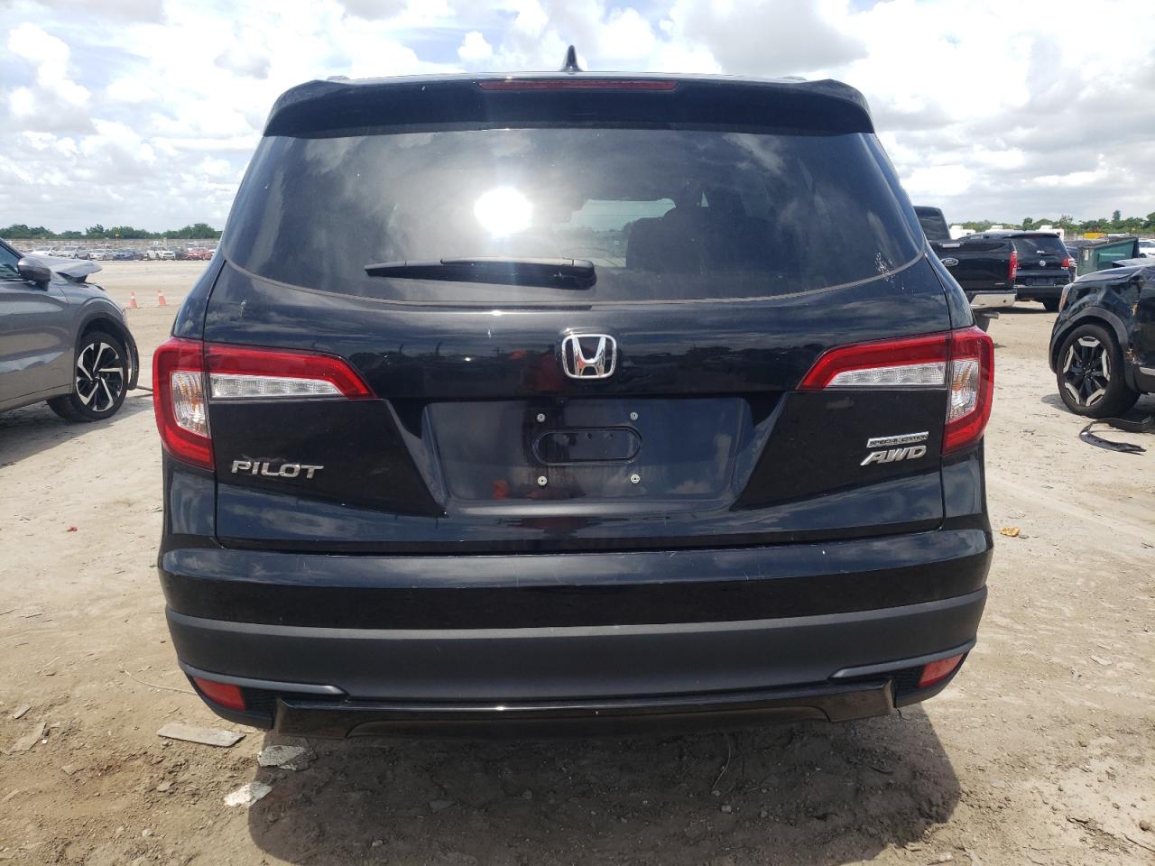 2022 HONDA PILOT SE VIN:5FNYF6H26NB102325