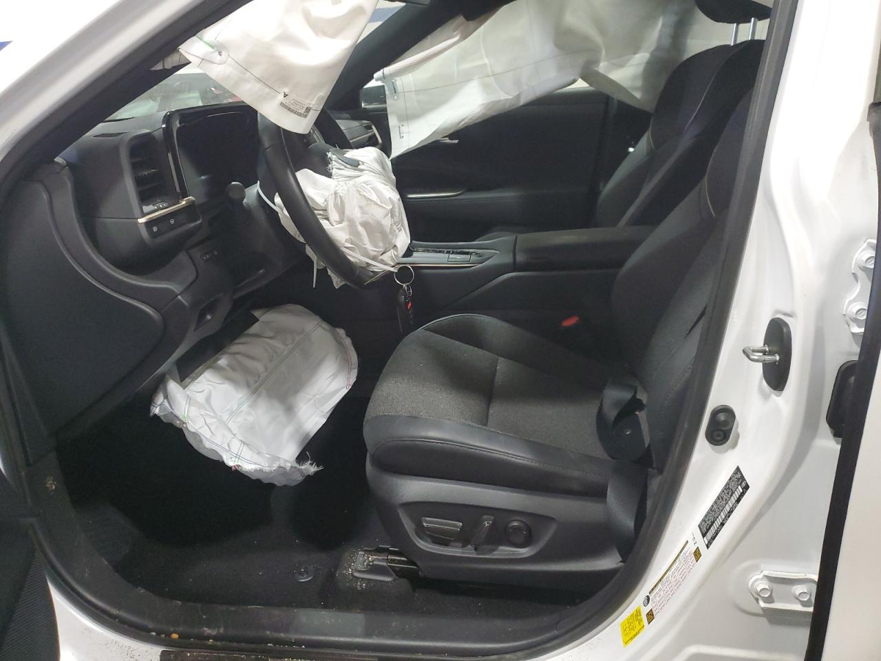 2023 TOYOTA CROWN XLE VIN:JTDAAAAF0P3016007