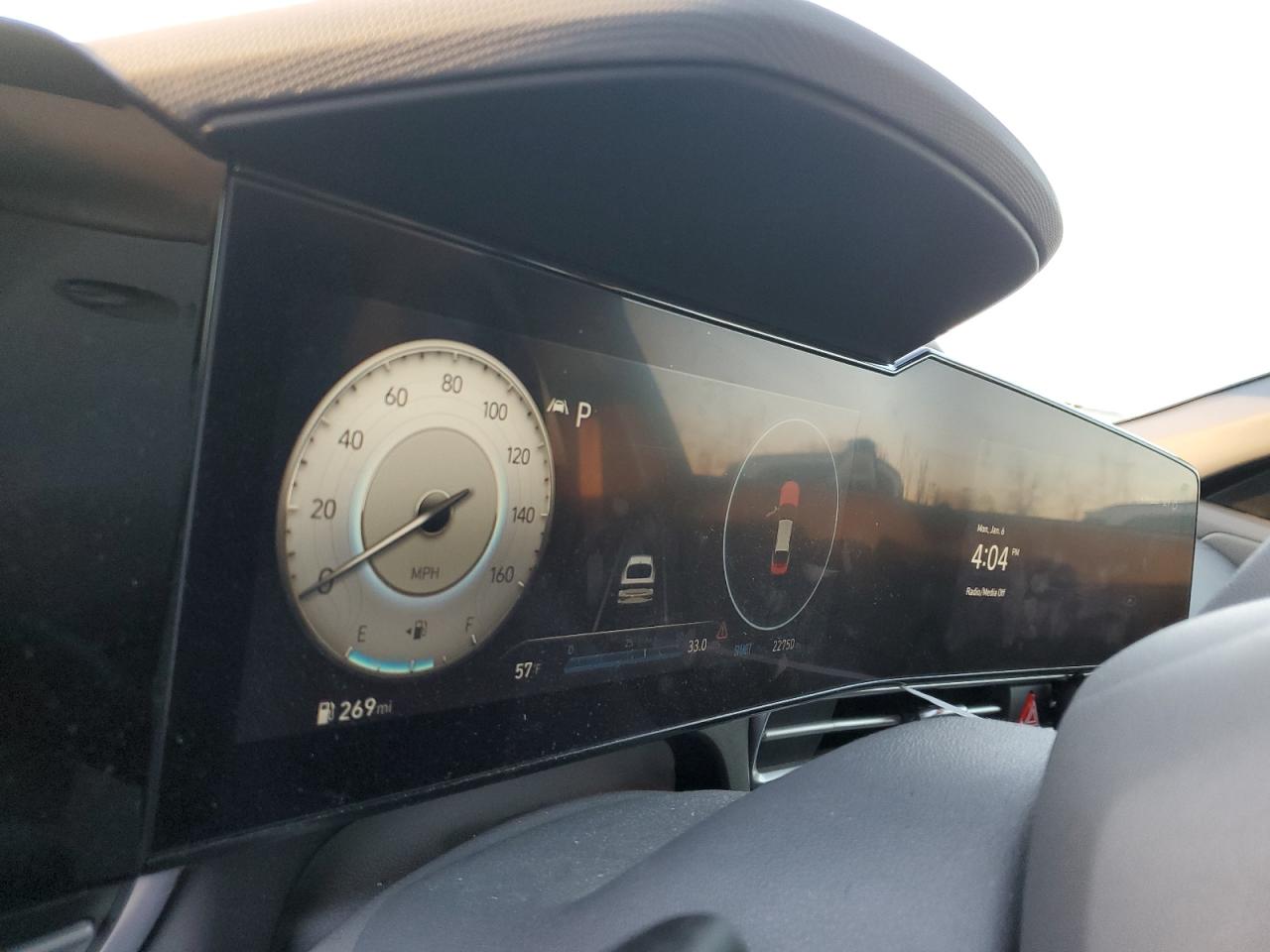 2023 HYUNDAI ELANTRA SEL VIN:4C8US2427TA001144