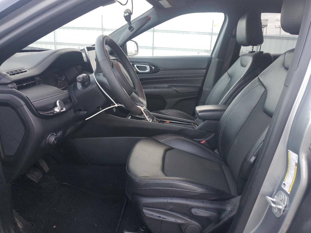 2024 JEEP COMPASS LATITUDE VIN:3C4NJDBN8RT591682