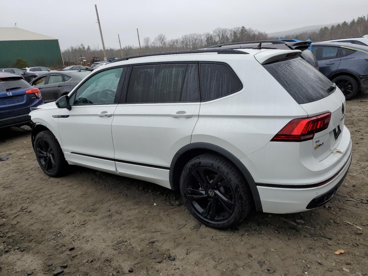 2024 VOLKSWAGEN TIGUAN SE R-LINE BLACK VIN:3VV8B7AX4RM114399