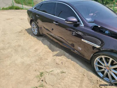 2015 Jaguar XJ SAJAA2229FNV77974 VIN:SAJAA2229FNV77974