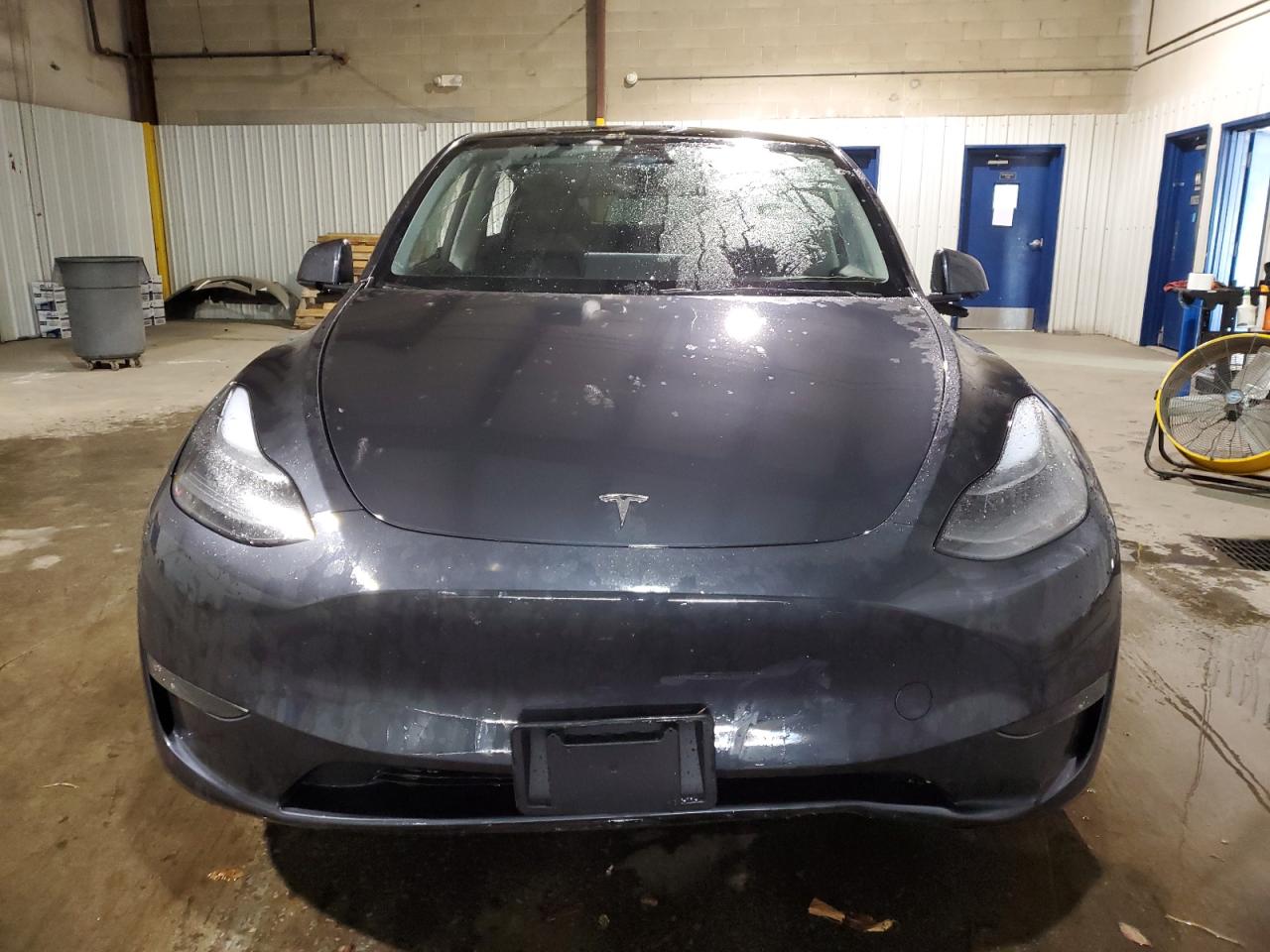 2024 TESLA MODEL Y  VIN:7SAYGDEF9RA281040