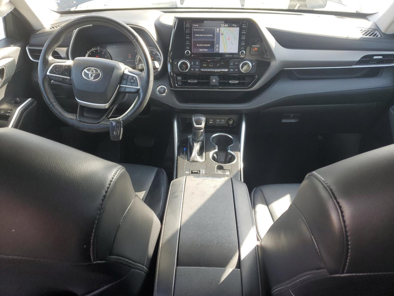 2022 TOYOTA HIGHLANDER XLE VIN:5TDHZRAH4NS545270