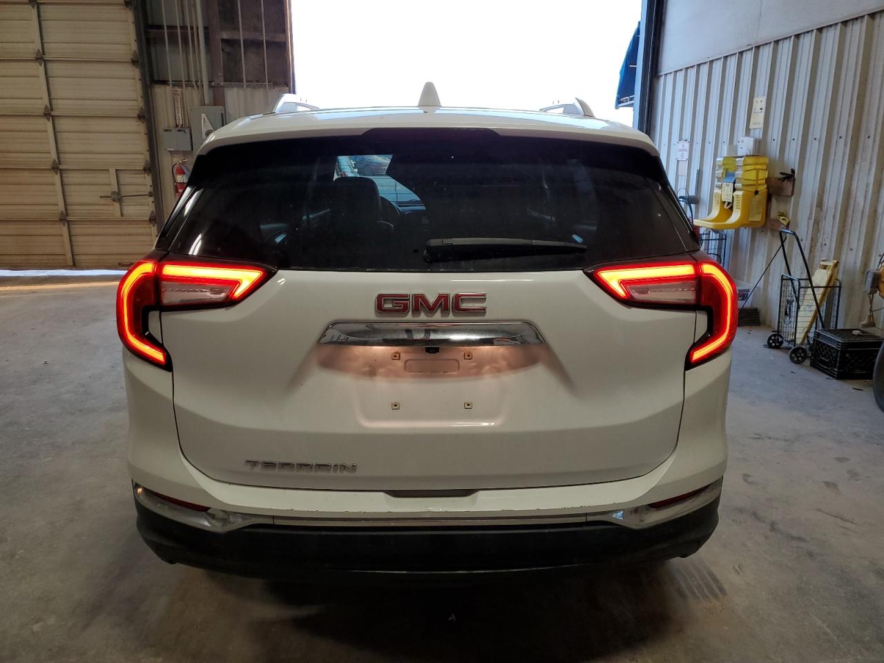 2022 GMC TERRAIN SLT VIN:3GKALPEVXNL104681