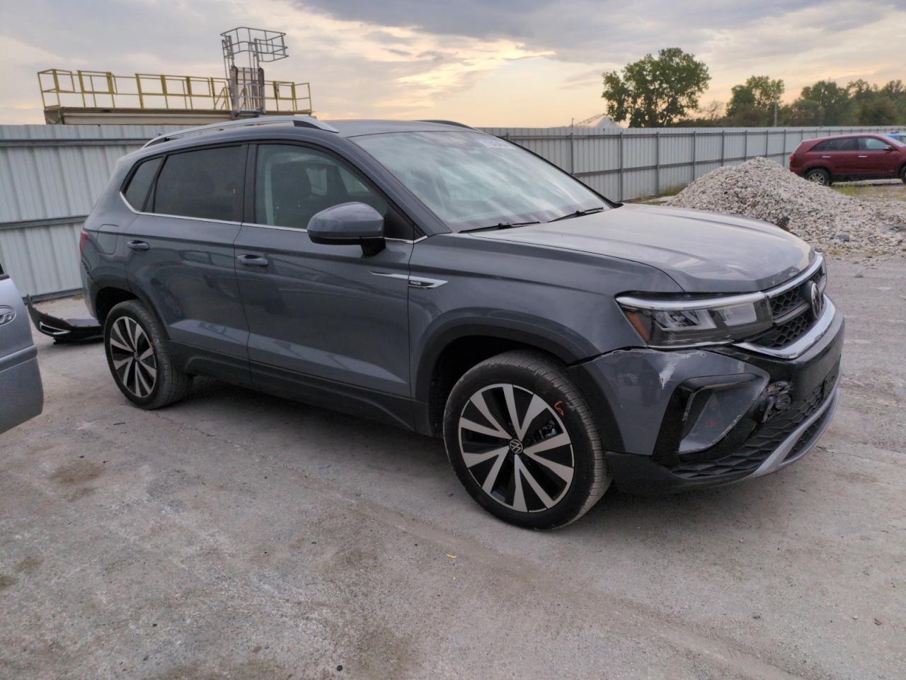 2022 VOLKSWAGEN TAOS SE VIN:3VVSX7B28NM022605