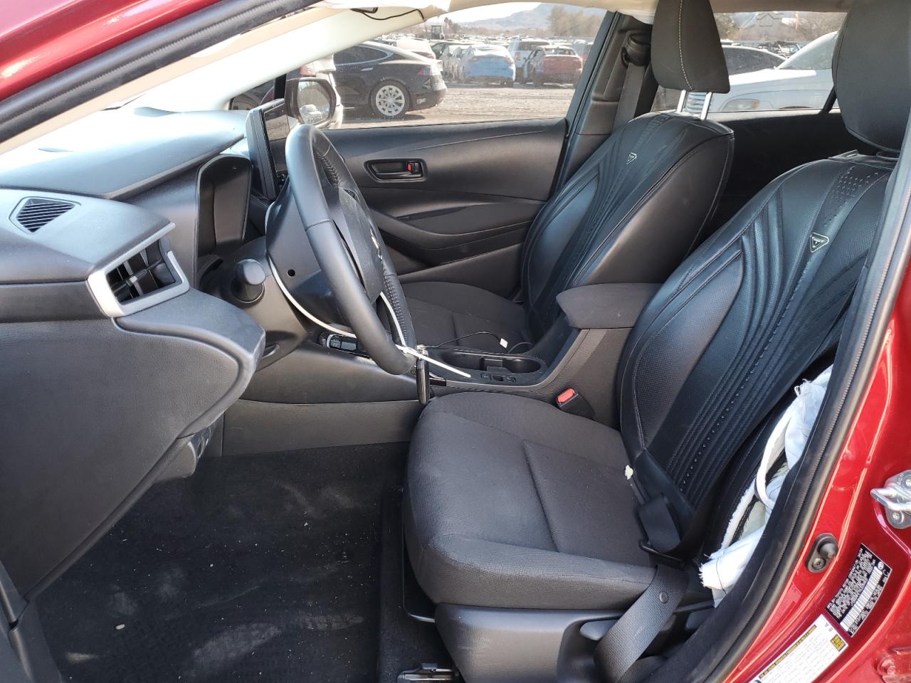 2024 TOYOTA COROLLA LE VIN:JTDBCMFE1RJ030402