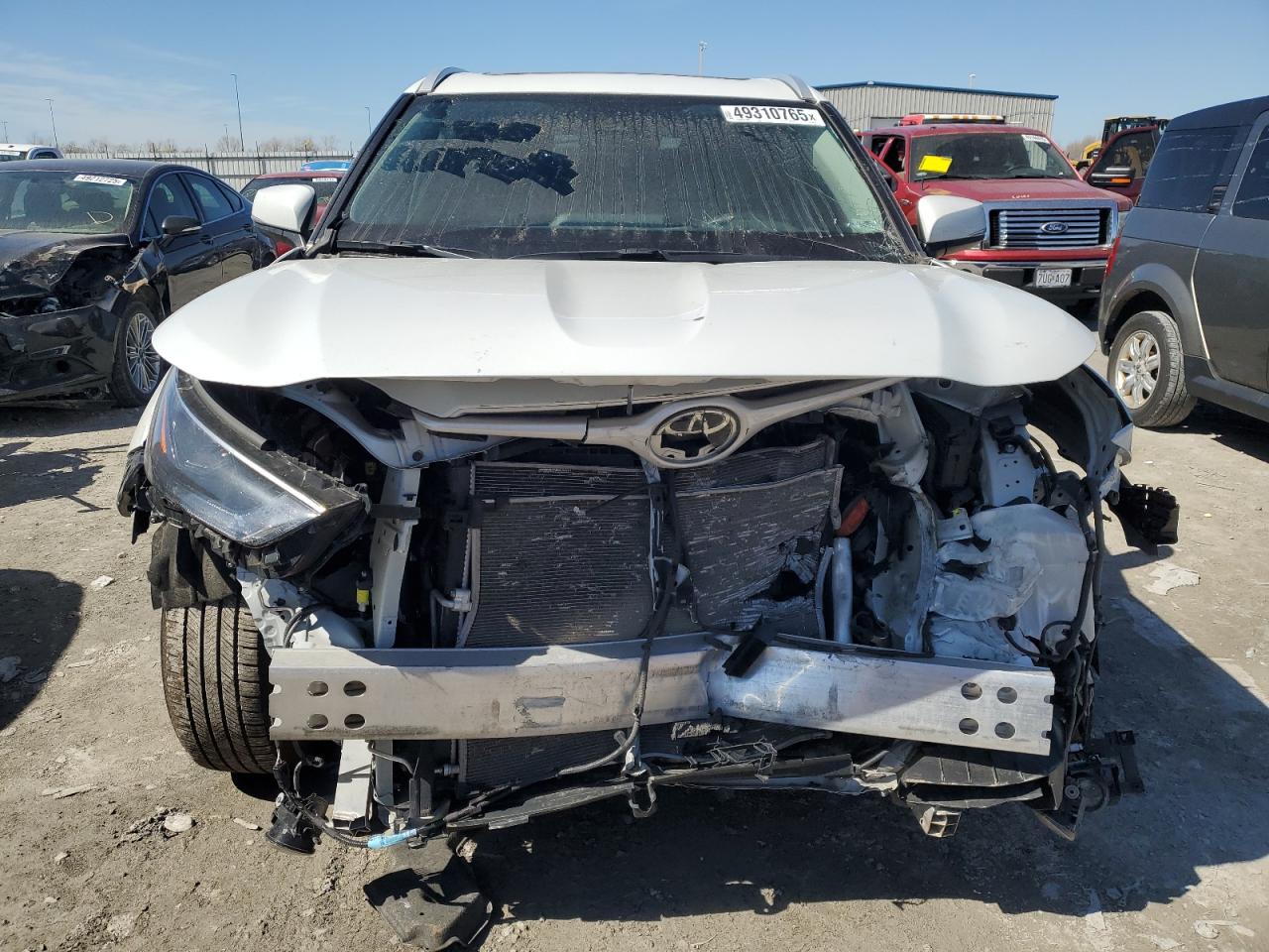2022 TOYOTA HIGHLANDER XLE VIN:5TDGZRBH7NS592576