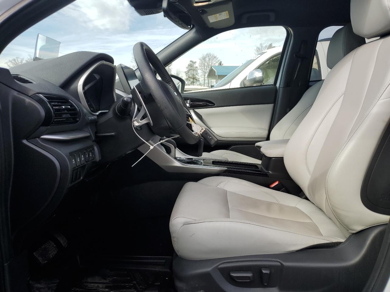 2023 MITSUBISHI ECLIPSE CROSS SE VIN:JA4ATWAAXPZ040012