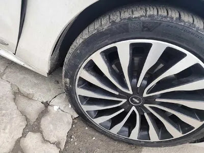 2017 Bentley Continental 1LN6L9BC1H5614126 VIN:1LN6L9BC1H5614126