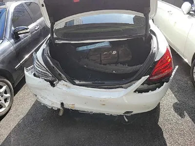 2014 Mercedes-Benz C 200 VIN: