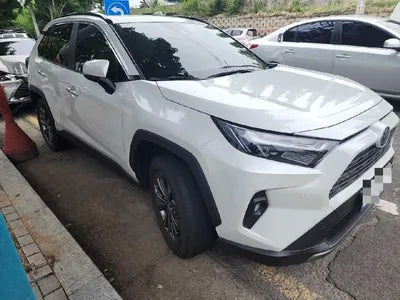 2023 Toyota RAV4 VIN: