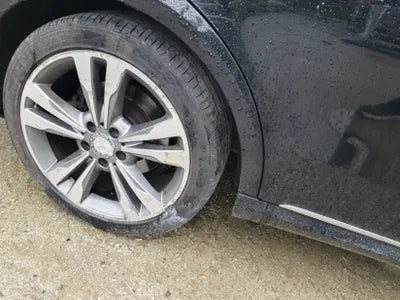 2015 Mercedes-Benz E 300 VIN: